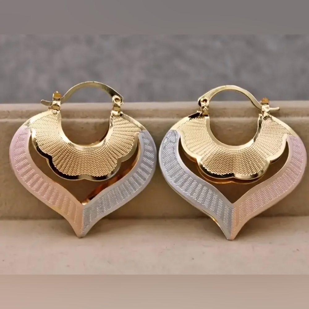 Tri-color heart design  earrings.